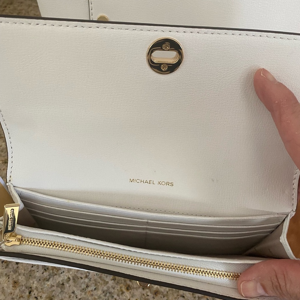 Michael Kors Handbag with wallet - Picture 13 of 16